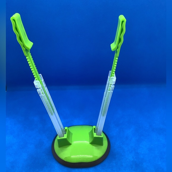 Adjustable Bag Holder For Food Storage - Picture 4 of 6